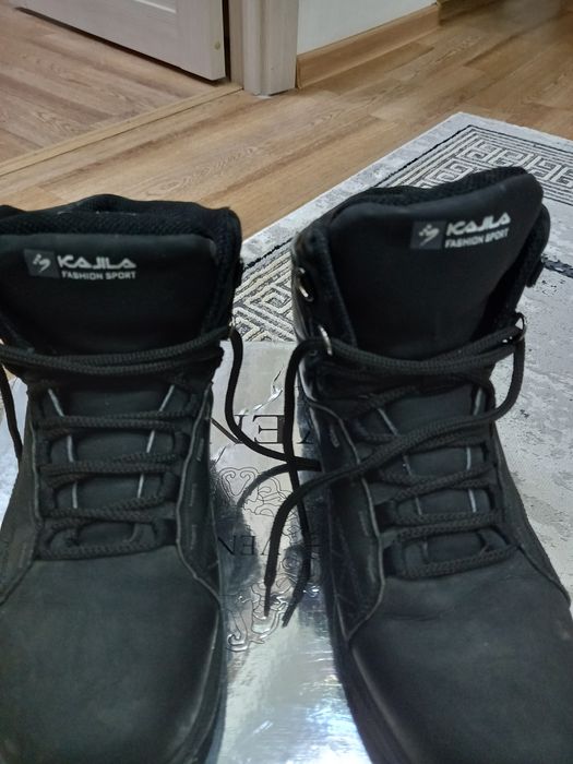 Демисезонные кроссовки