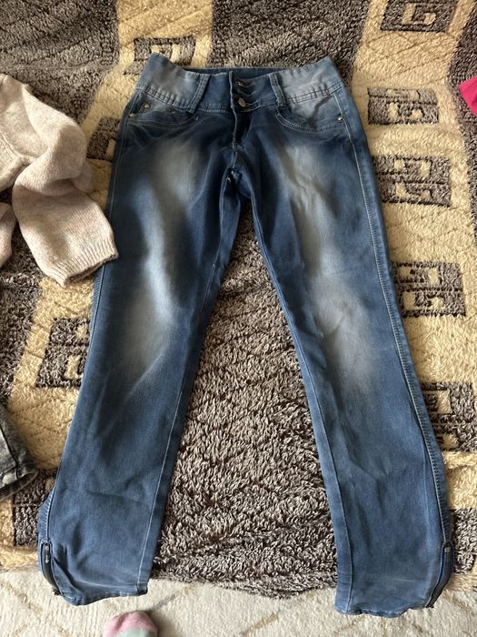 Теплая кофта, юбка, джинсы