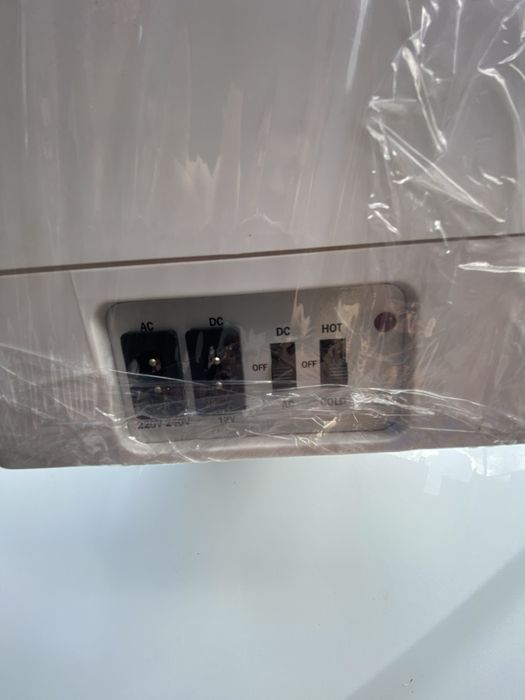 Мини хладилник за автомобил.