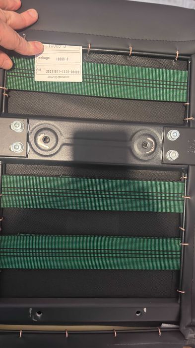 Геймърски стол DXRacer - Prince нов