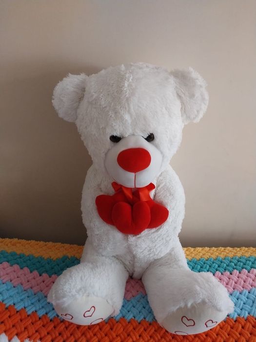 Продава се плюшена мечка голяма играчка