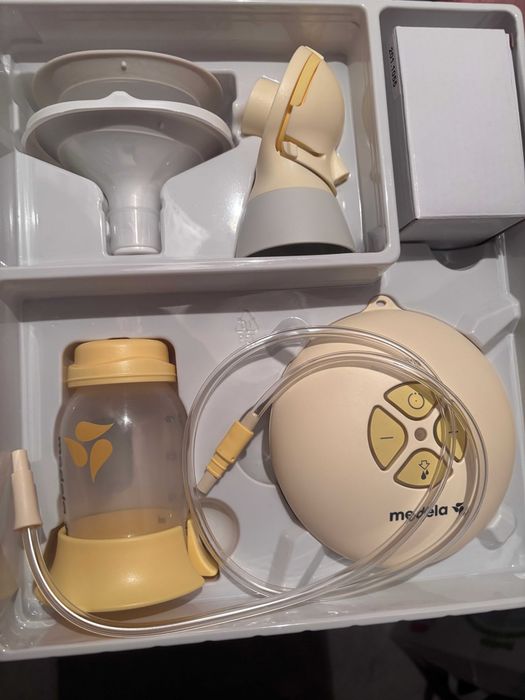 Електрическа двуфазна помпа за кърма Medela Swing Flex