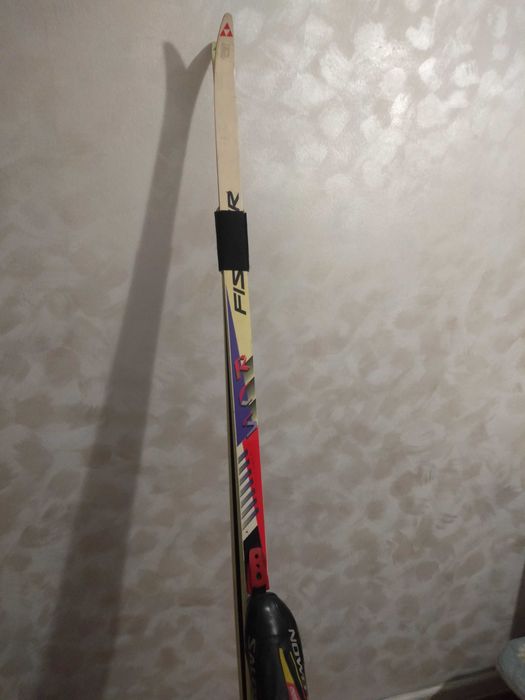 Лыжи беговые пластиковые