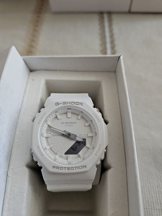 Два часовника чисто нови Seiko и един Casio дамски в перфектно състояние
