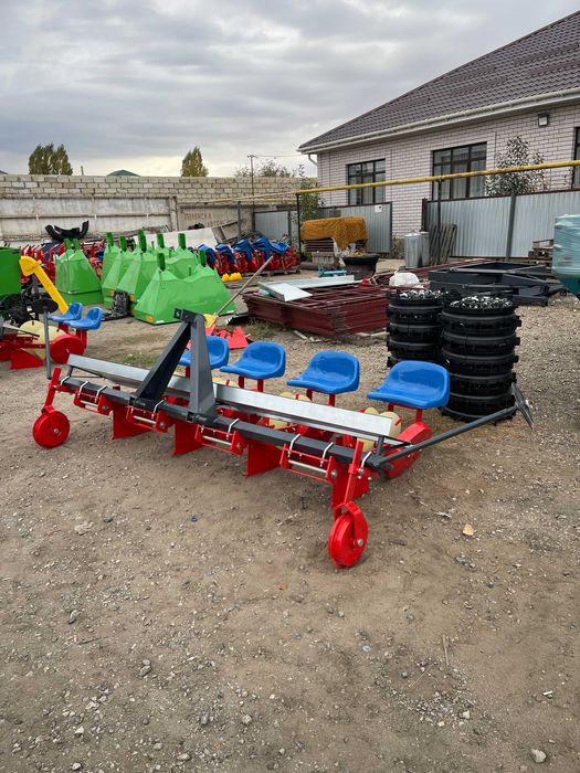 Рассадопосадочная машина двухрядная D-Pol