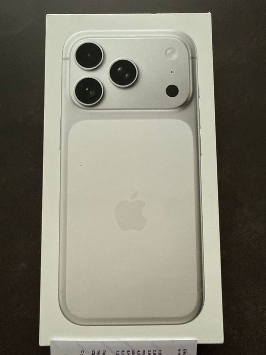 iPhone 17 pro новый