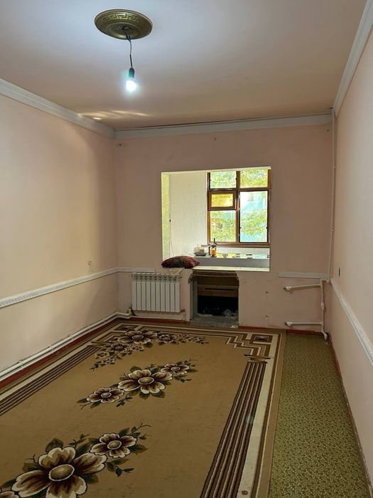 Продаётся 2 ком в 8 микрорайоне