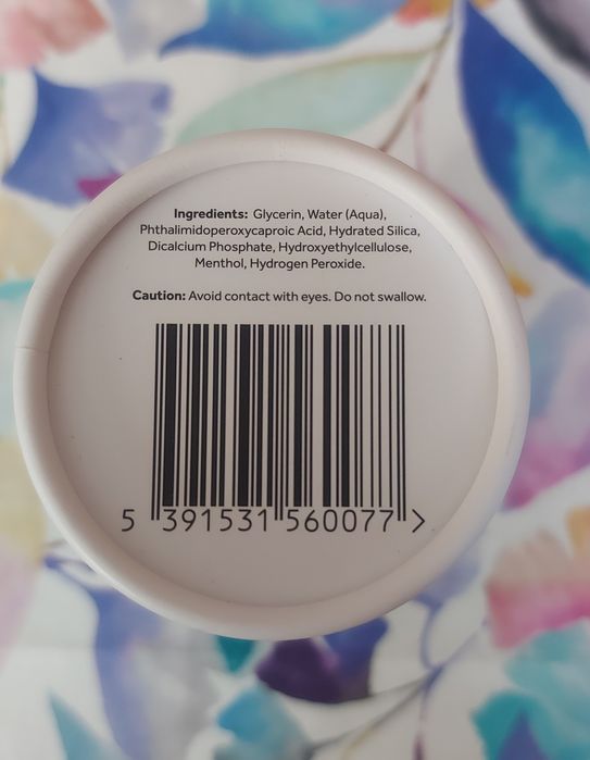 Домашно избелване на зъби