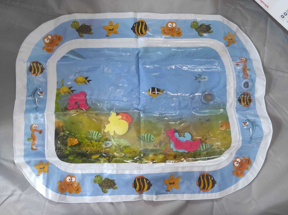 Надуваем бебешки матрак с вода за активна гимнастика