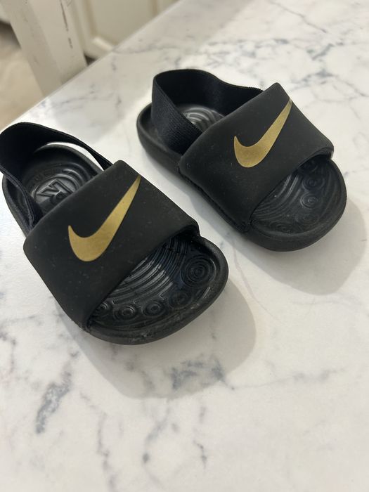 Sandale bebe nike