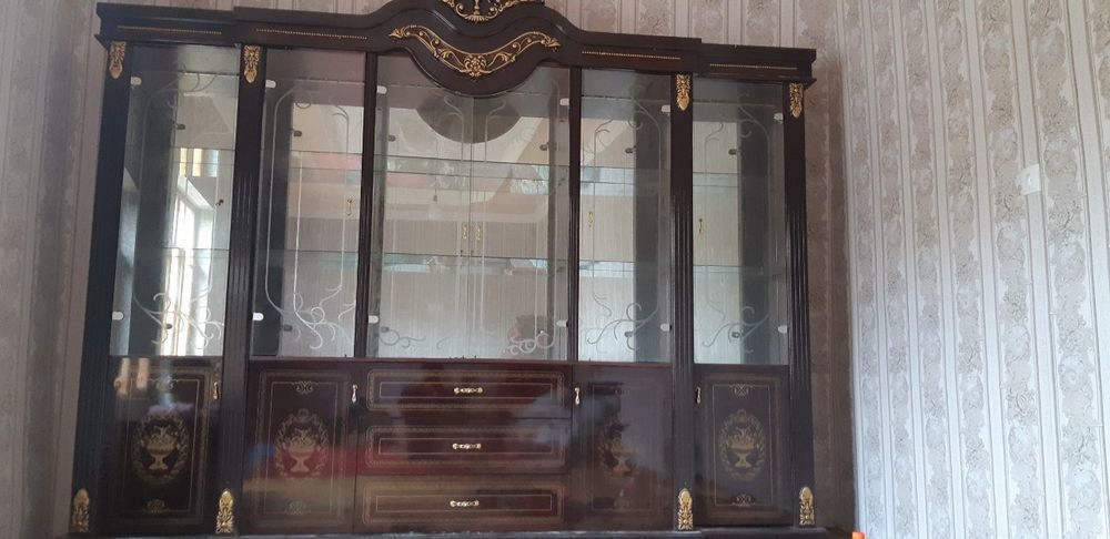 Stenka mebil sifati zor surochna sotiladi