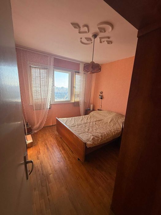 Продава се Тристаен апартамент в Пловдив, Христо Смирненски - 82 кв.м за 2257 €/кв.м - Снимка #3
