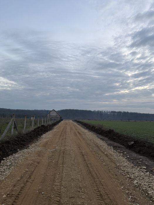 Parcele de vanzare Pausa