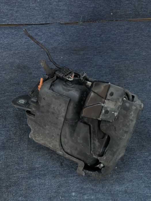 BMW X5 F15 X6 F16 Rezervor / vas Adblue