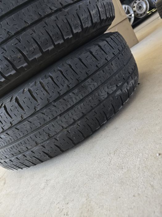 4 Броя Бусови Гуми 225/75/16C Michelin 2x6,6mm 2x4mm