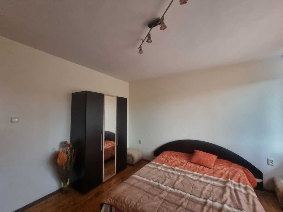 Къща в с.Гълъбник