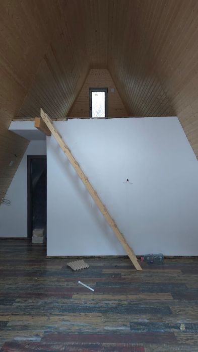 Cabane A Frame, Siriu