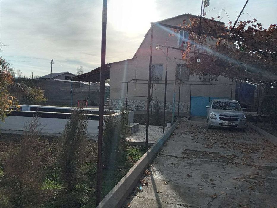 Ховли (Участка) сотилади