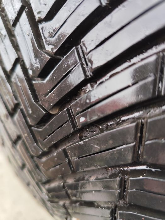 Anvelope 225 50 18 Continental M+S