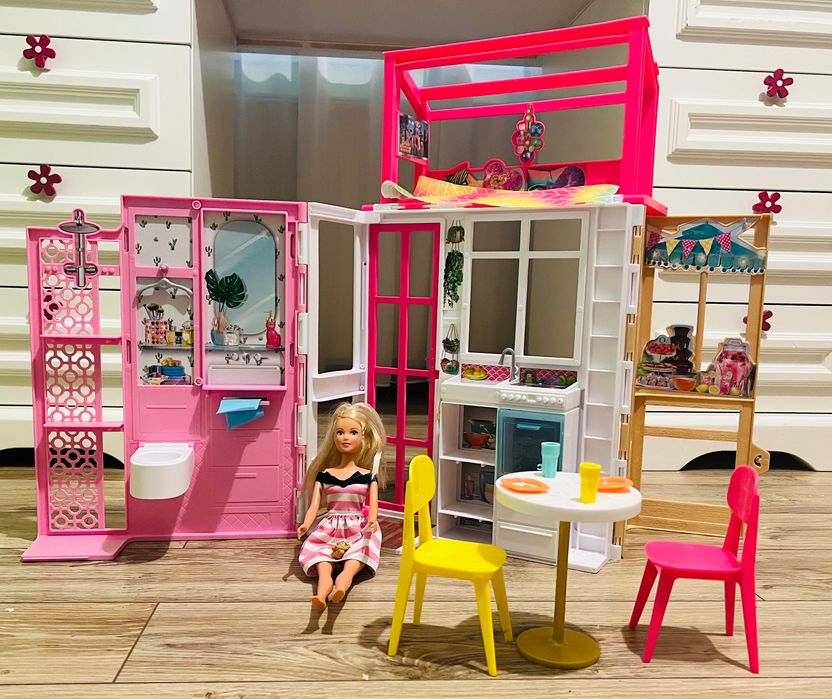 Casă Barbie cu accesorii