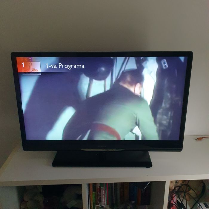 Телевизор PHILLIPS 32