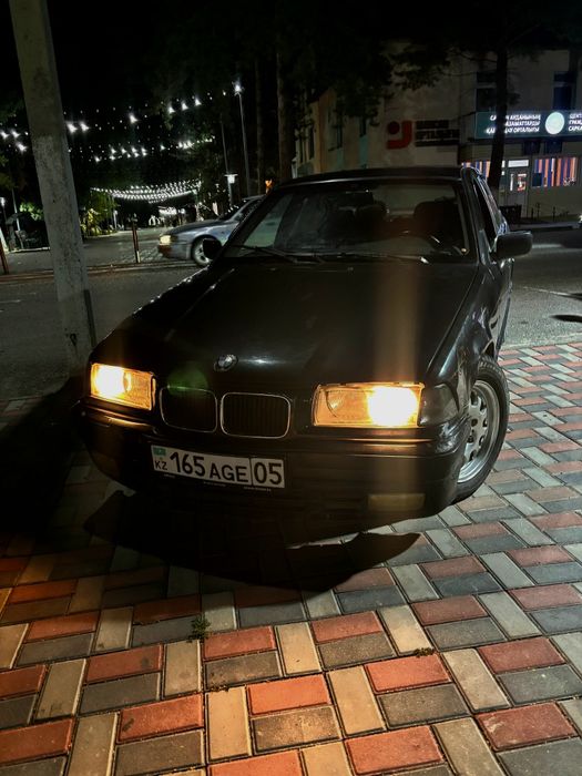 BMW e36 320i 2.0