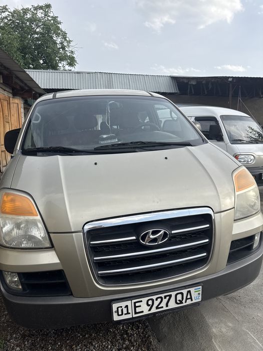 Продам машину своя  hundai starex