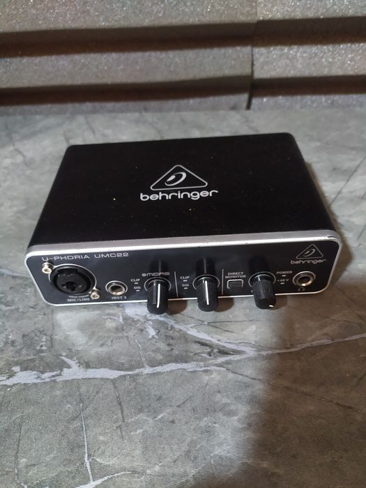 Звуковая карта behringer. MC 22