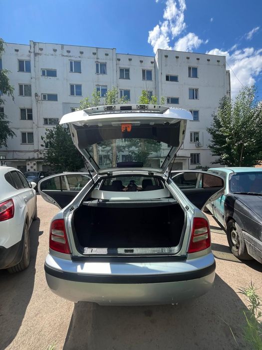 Продам шкода октавия тур