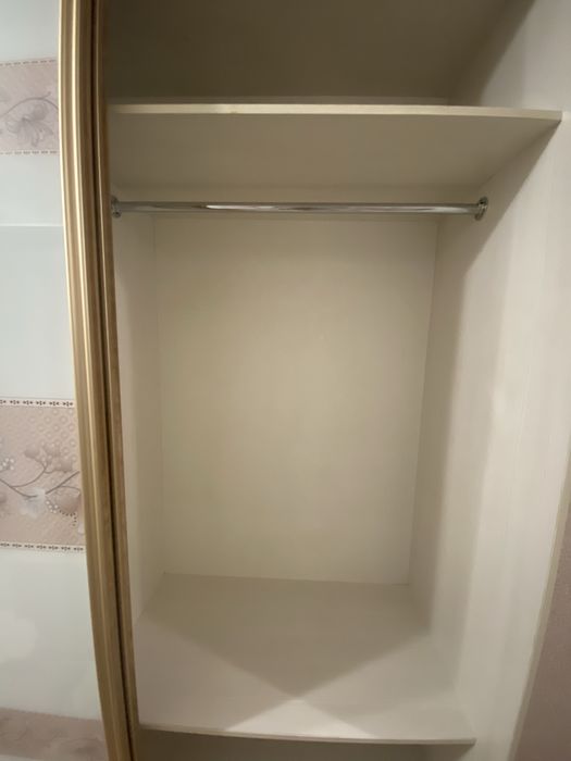 Продаю шкаф купе