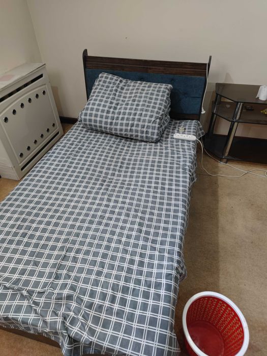 Кровать размер 1.8*2.0м  单人双人床