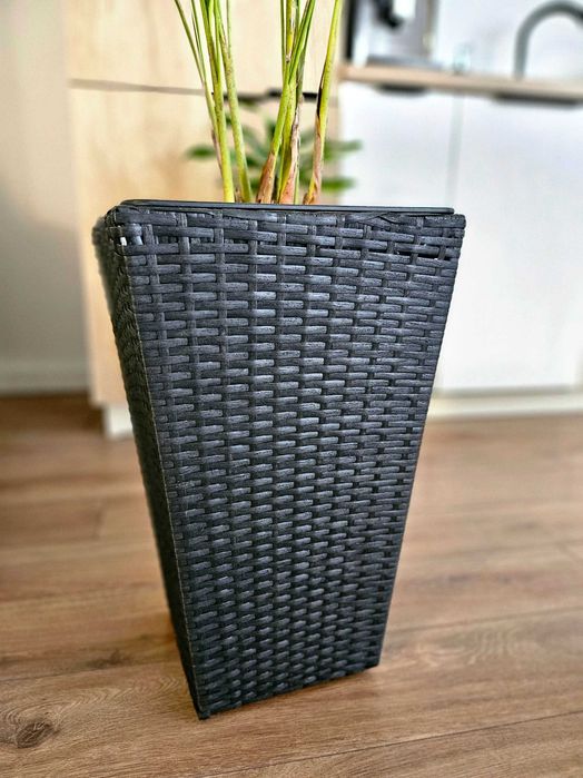 Ghiveci KUBB 30x30x50 cm - pentru interior / terasă
