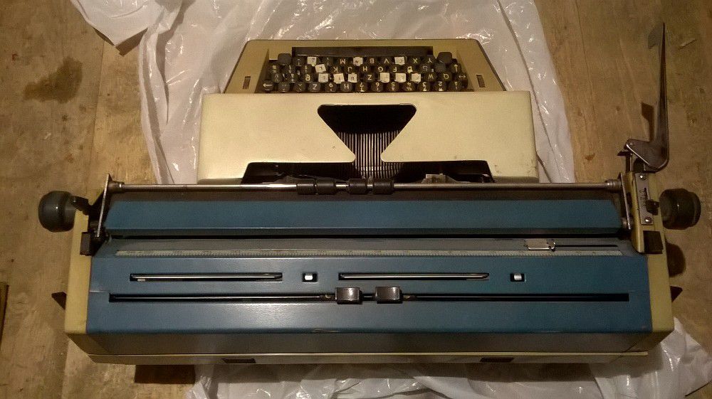 masina de scris