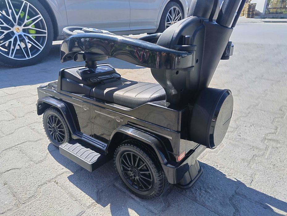 MERCEDES Кола за яздене с дръжка Mercedes-benz G350d черен