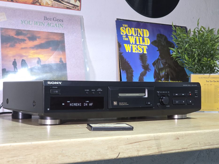 Minidisc player SONY MDS-JE330, MD text, recorder