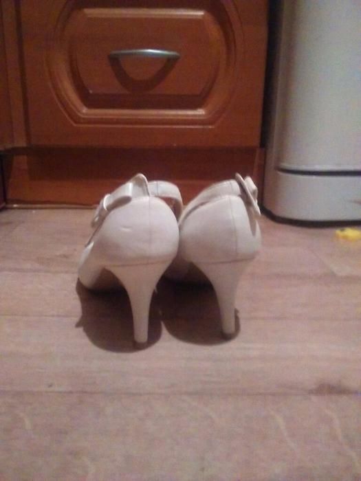 Туфельки белые, 36 размер