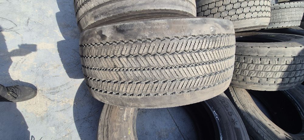 385 55 22.5 Michelin, Goodyear 315 70 22.5, 285 65 22.5