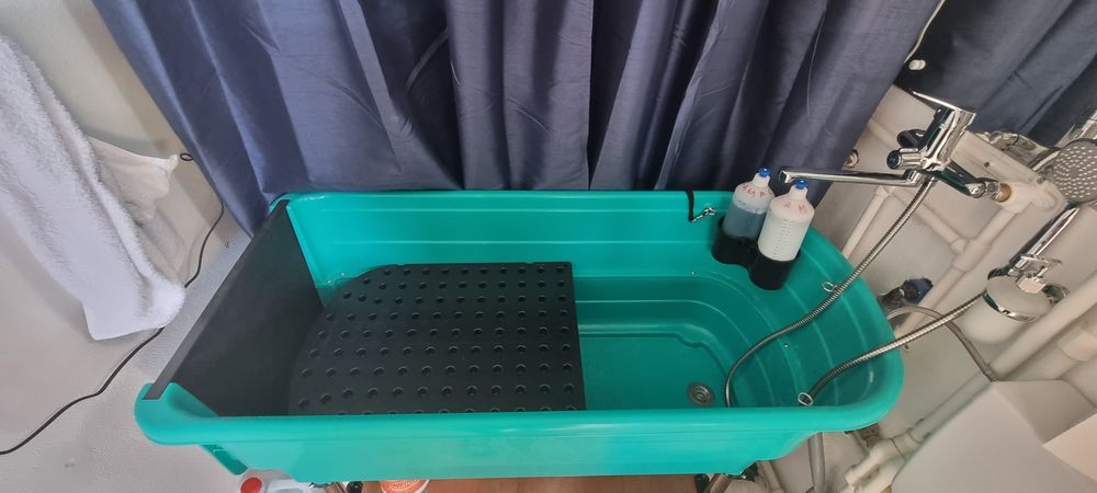 Tund câini de talie mică și medie