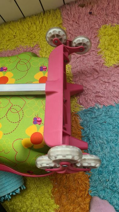 Чимодан детский на колесиках