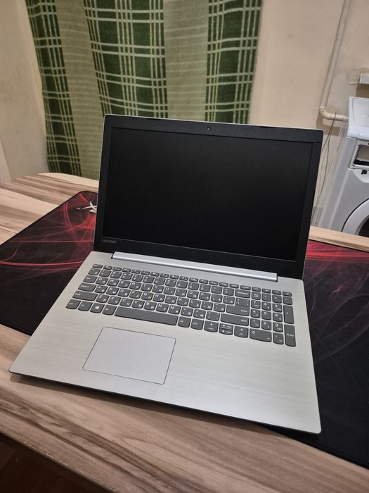 Ноутбук Леново 2019 года