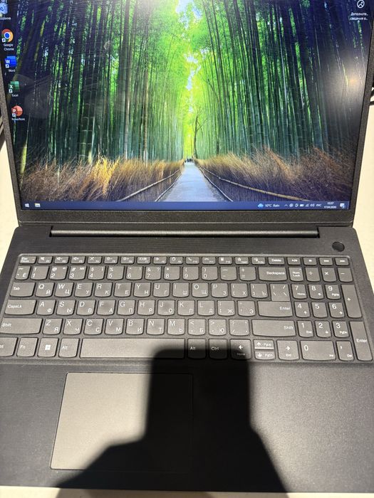 Ноутбук Леново V15 8ОЗУ