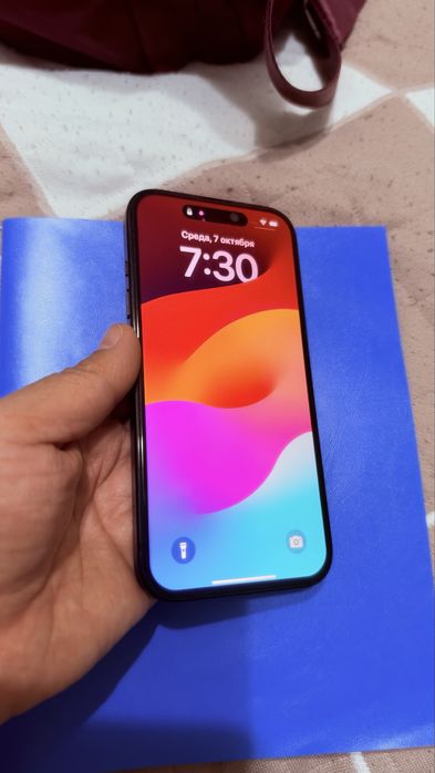 Iphone 15  продам