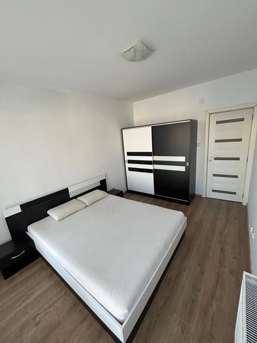 Inchiriez apartament 3 camere