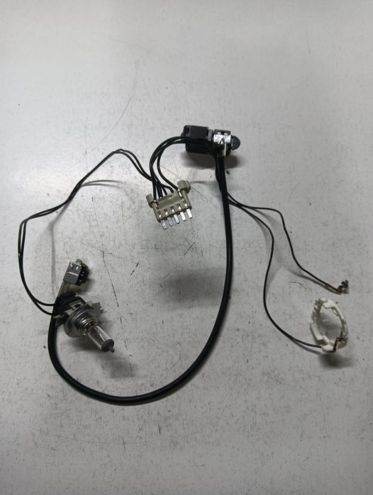 Instalatie Far Stanga Fata Nissan Qashqai / Qashqai +2 I J10, Jj10 200