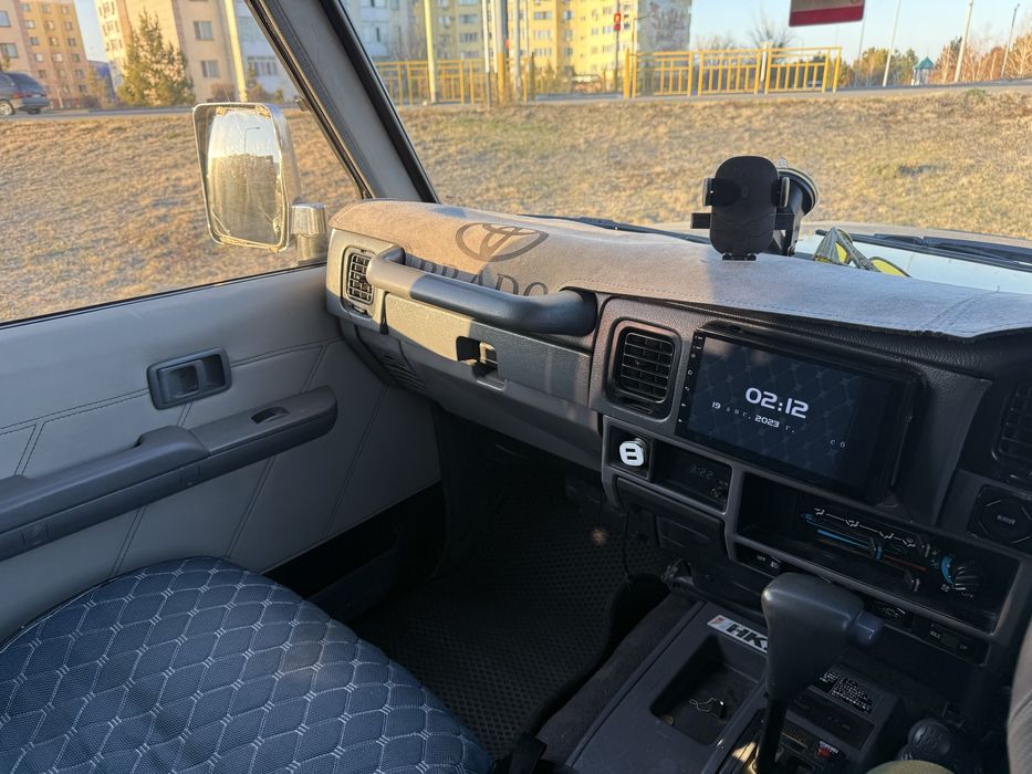 Land cruiser prado 78