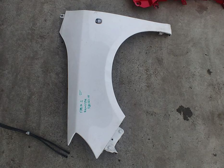 aripa stanga fata  skoda roomster 5j  5j0821161