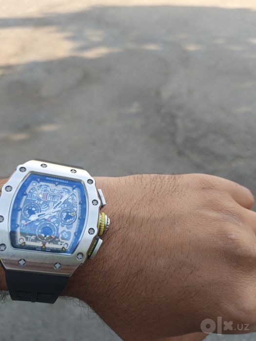 Referanslar: RM 11-03 Ti
Maslahat: Chasy Mujskie
Brend: Richard Mille