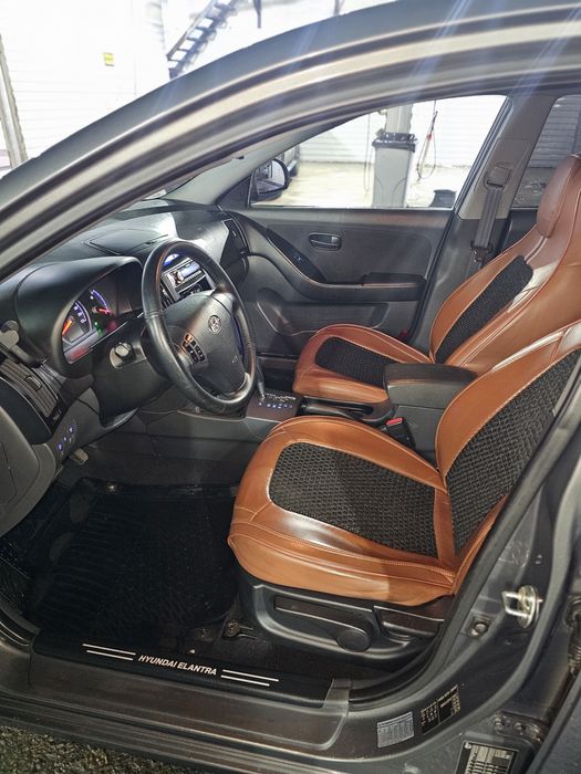 Hyundai Elantra 2009 HD