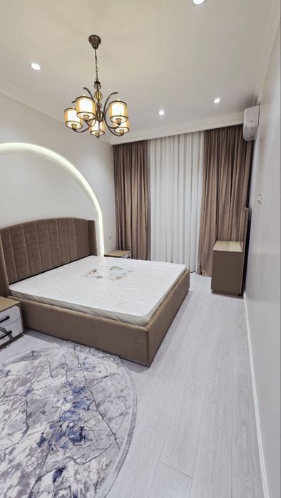 Квартира ЖК Parisien 4/6/8 140 м2