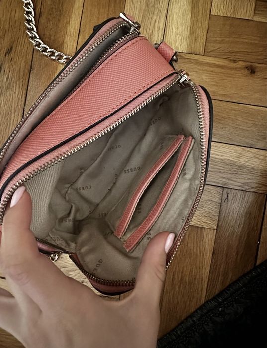 Дамска чанта Guess, розова